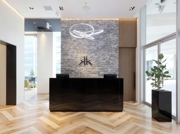 k-twoあべのキューズモール店の内観・外観1