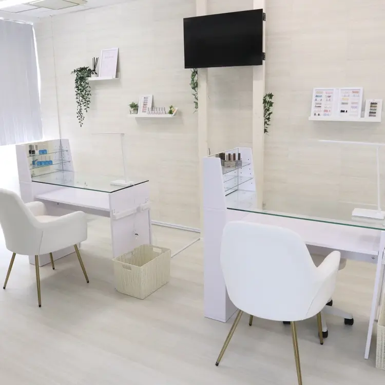 L‘ねいる江坂店の内観・外観2