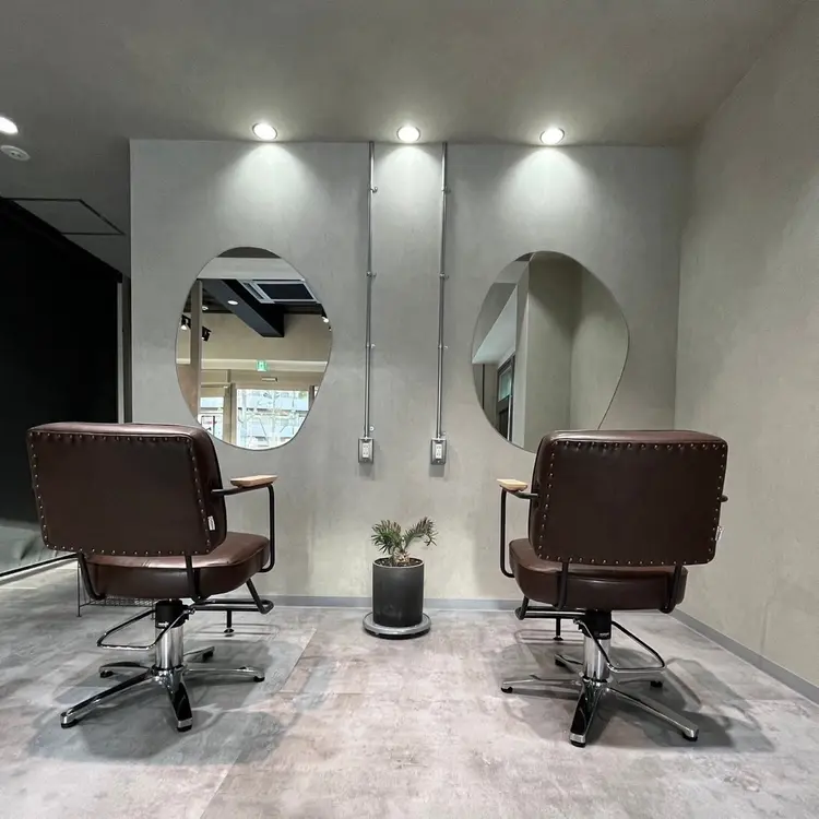 a Gland taupeの内観・外観1