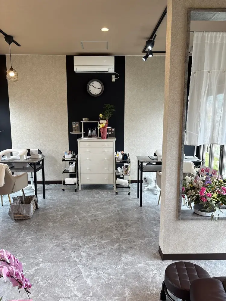 ネイルスクール&サロンCure Lineの内観・外観1