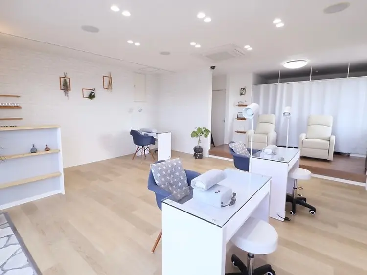 08×nail ＆schoolの内観・外観1