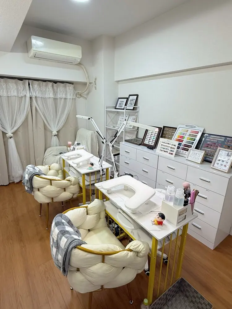 Rose nail salonの内観・外観2