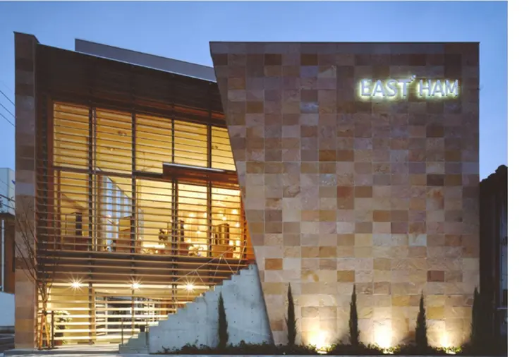 EAST  HAMの内観・外観1