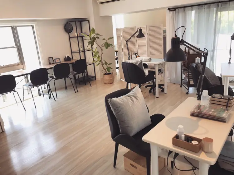 joyous design nailsの内観・外観1