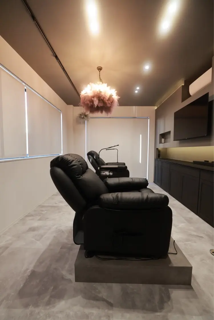 nail & eyelash Belluluの内観・外観1