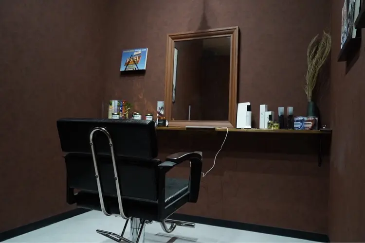 E  難波OCAT店の内観・外観2