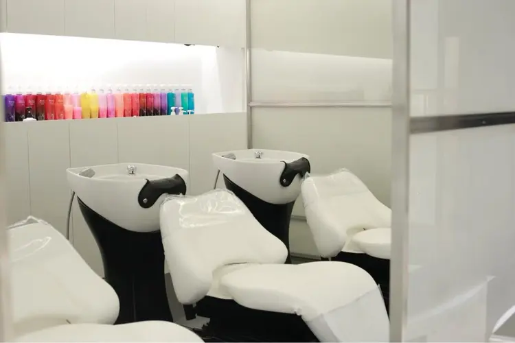 BiBi internationalの内観・外観2