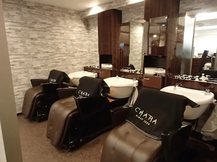 CHARA 池袋 本店の内観・外観3