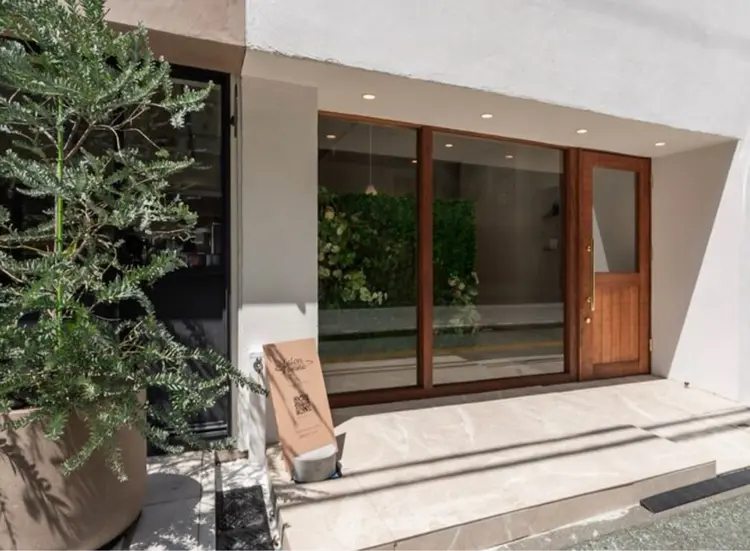 salon femme 鶴見の内観・外観1