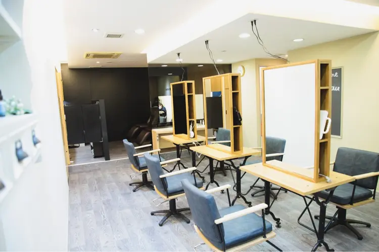 美容室LA BEAUの内観・外観2