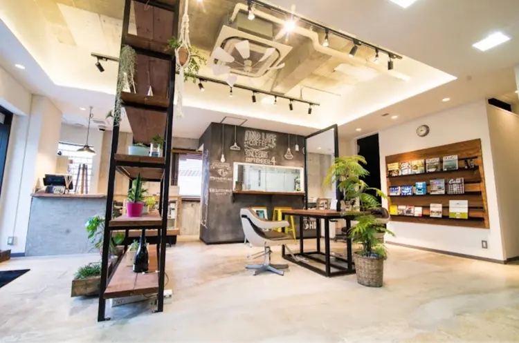 AND LIFE hair&relaxの内観・外観1