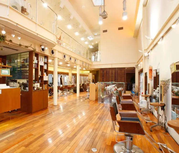 ホンダプレミアヘアーの内観・外観1