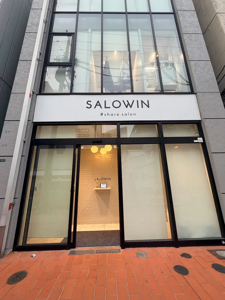 サロウィンの内観・外観1