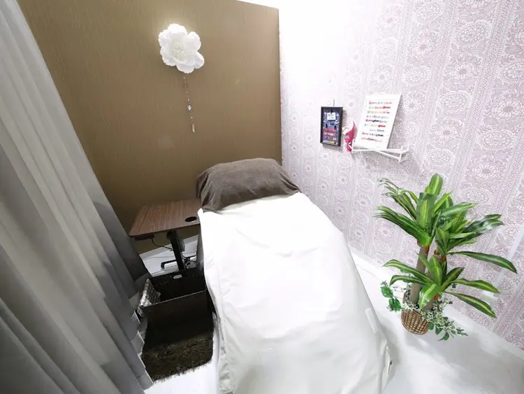 ANGEL NAILの内観・外観2