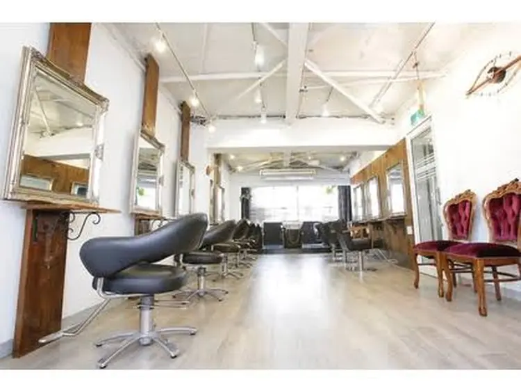 bathair バトヘアー渋谷本店の内観・外観1