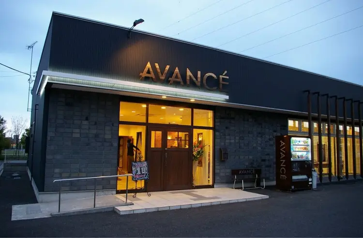 AVANCEの内観・外観1