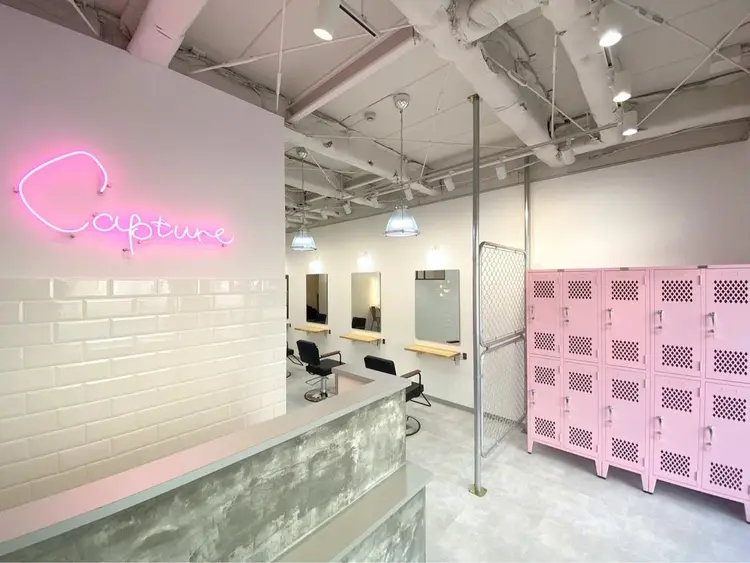 Captureの内観・外観2