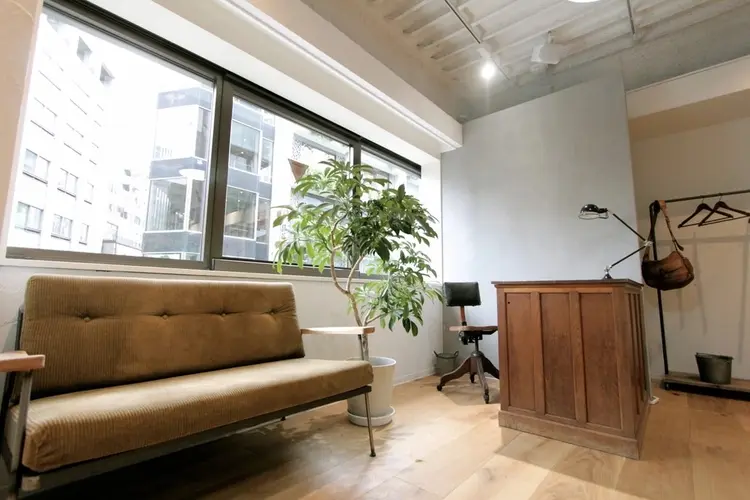 knollの内観・外観2