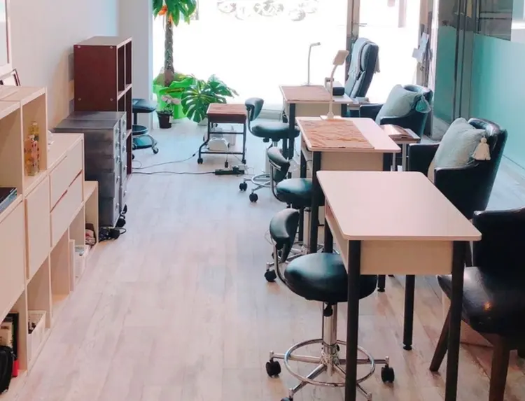 reco nailの内観・外観2