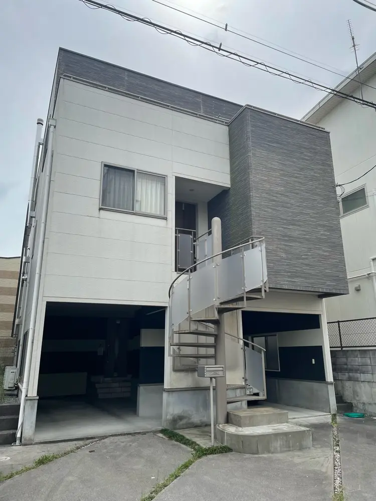 美容鍼灸サロン　TIARAの内観・外観1