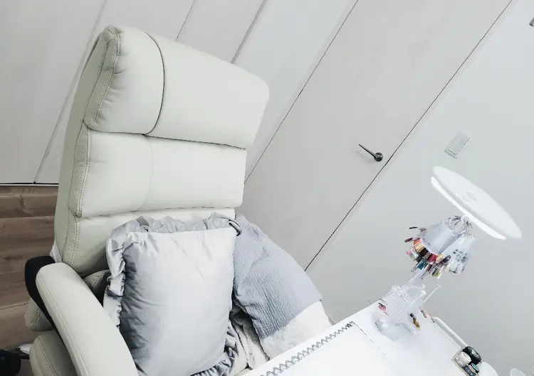 Ri’z nailの内観・外観2