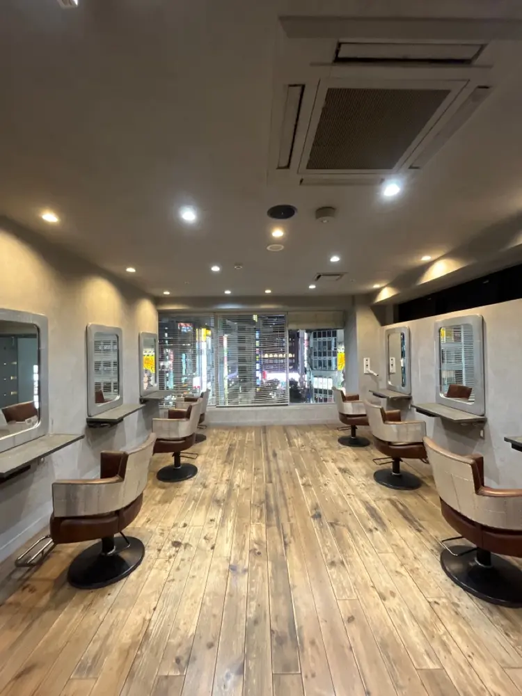 hair salon  M新宿店の内観・外観3