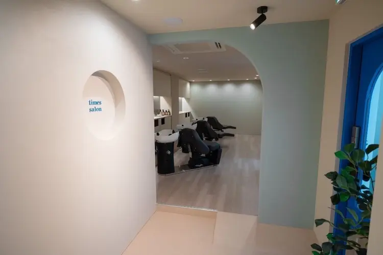 times salonの内観・外観2