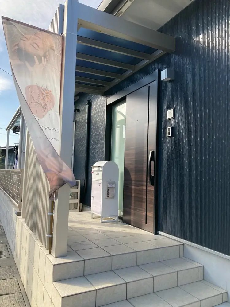 リラクゼーションサロンTenn.の内観・外観1