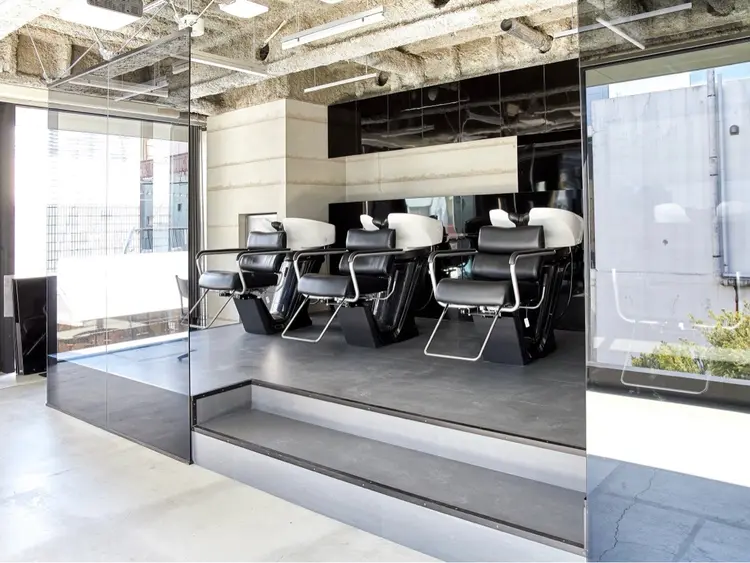 ALLUREの内観・外観3