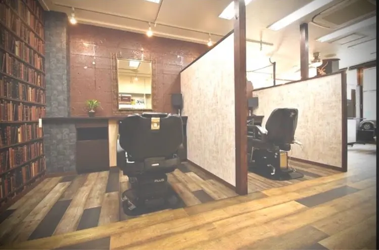 ヘアサロン髪ingの内観・外観3