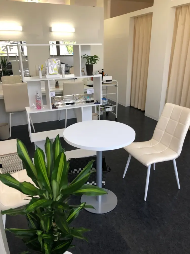 ポーラ　小相木店の内観・外観1