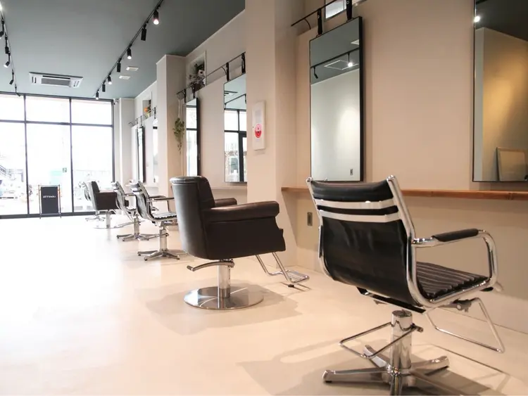 ANHUTTEの内観・外観1