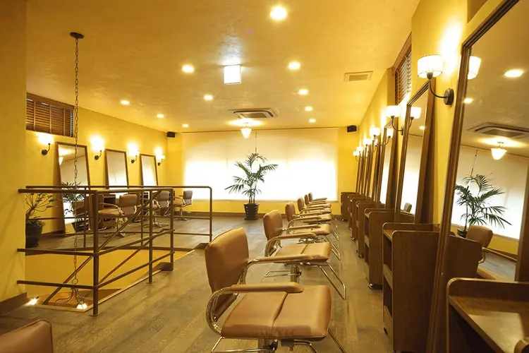 Sala近江八幡店の内観・外観1