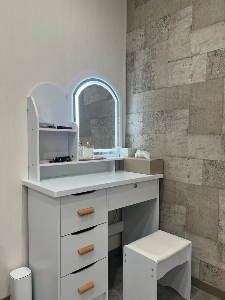 Lashure梅田店の内観・外観2