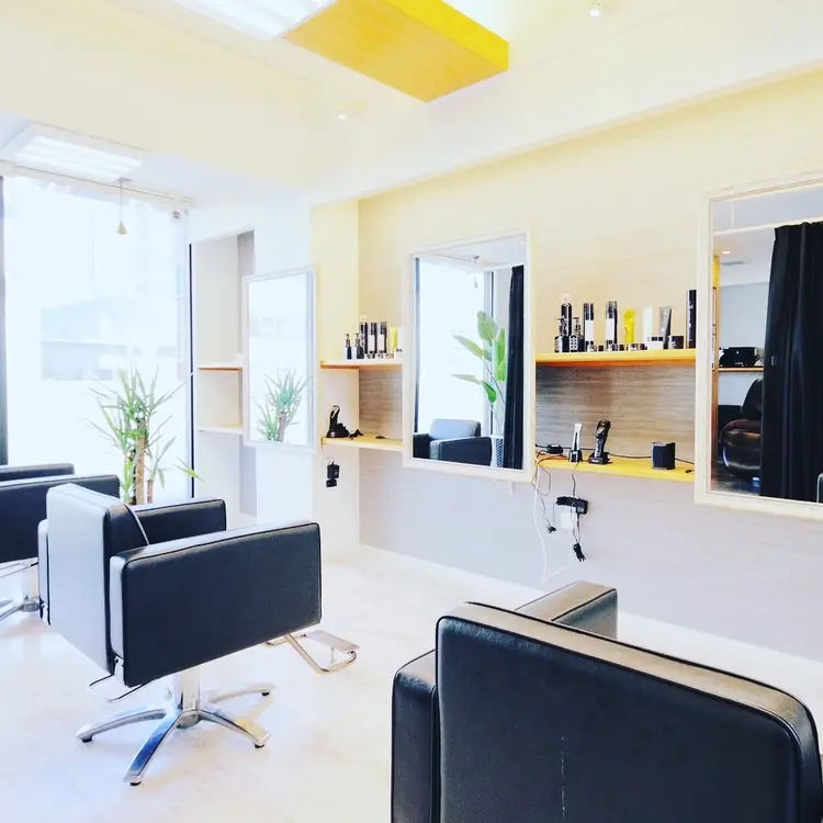 mens salon magicの内観・外観1