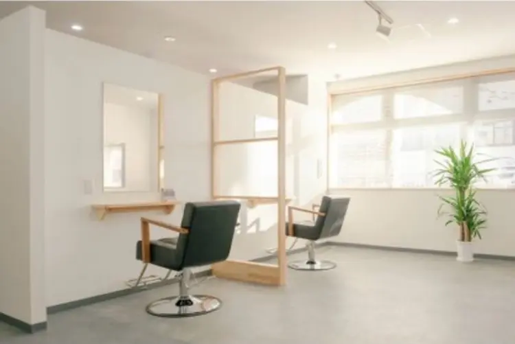 COMPASS by GLOW【コンパス バイ グロウ】の内観・外観2