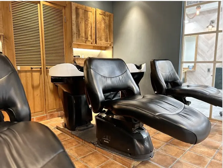 AUBE HAIRazul吉祥寺の内観・外観2