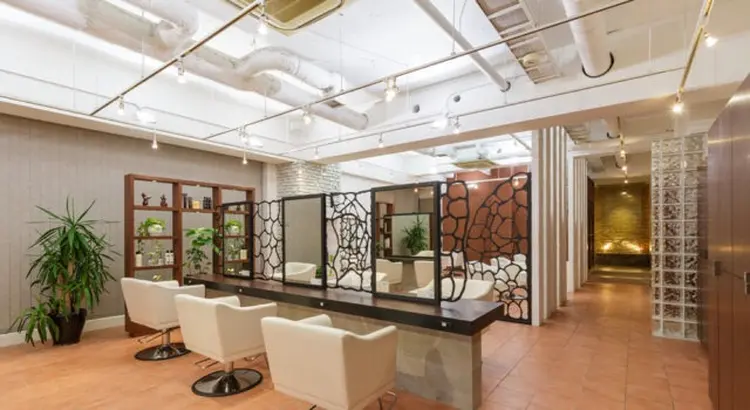 M.SLASH センター北店の内観・外観3