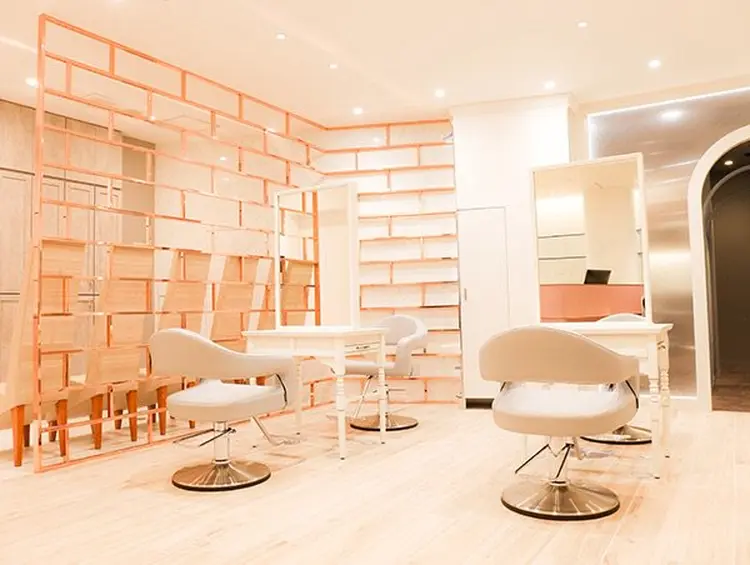 BONECCAの内観・外観1