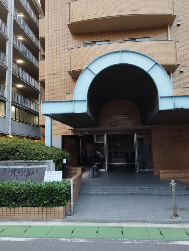 メナードフェイシャルサロン top cute天神の内観・外観1