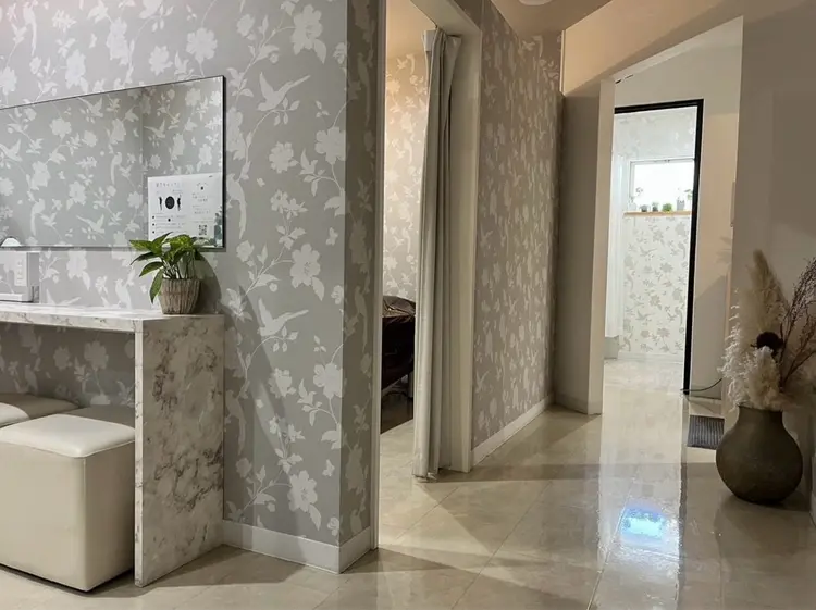 CARATの内観・外観2