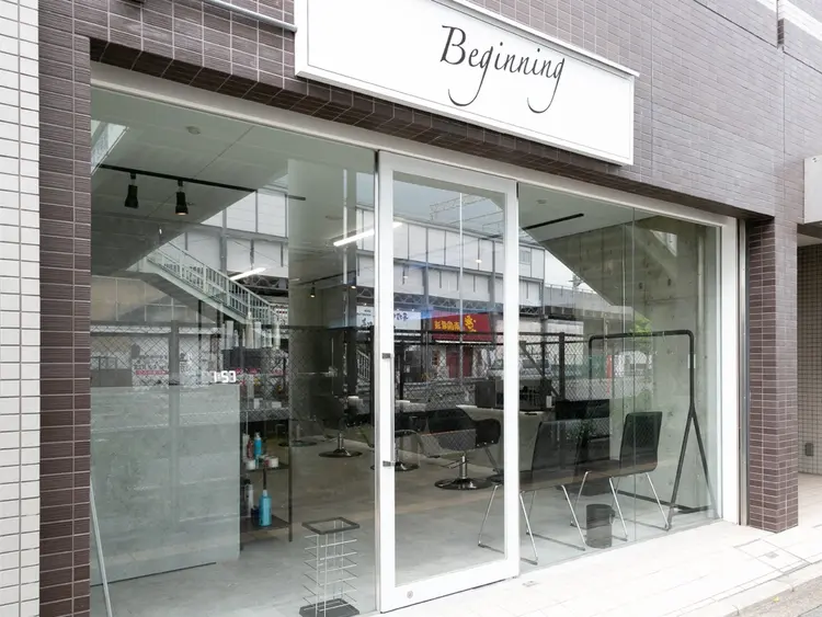 Beginningの内観・外観1