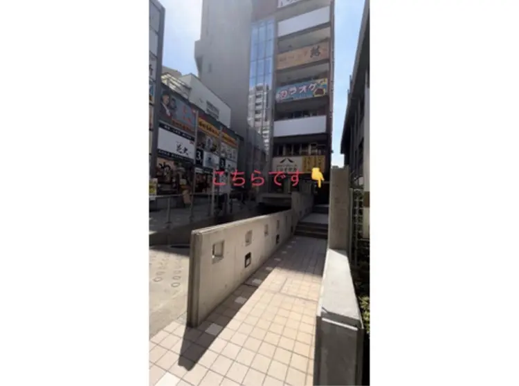 ロレインブロウ高崎店の内観・外観1