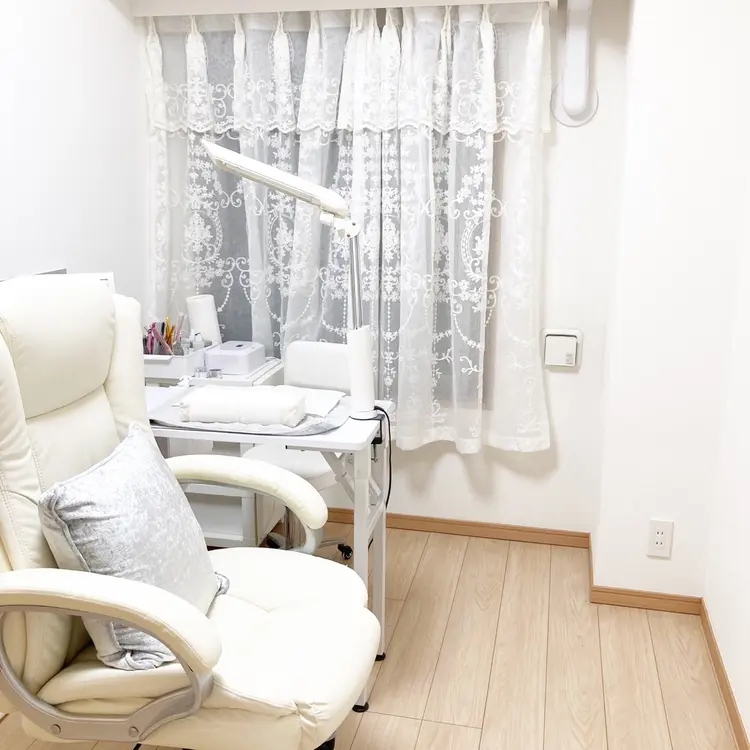 F's nailの内観・外観1