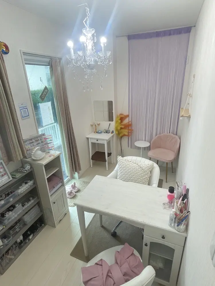 nail salon puluchuの内観・外観1