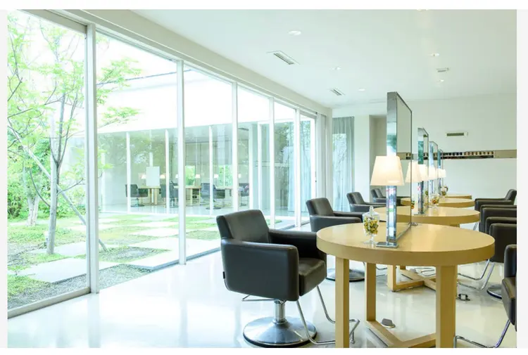 UHair師勝店の内観・外観1