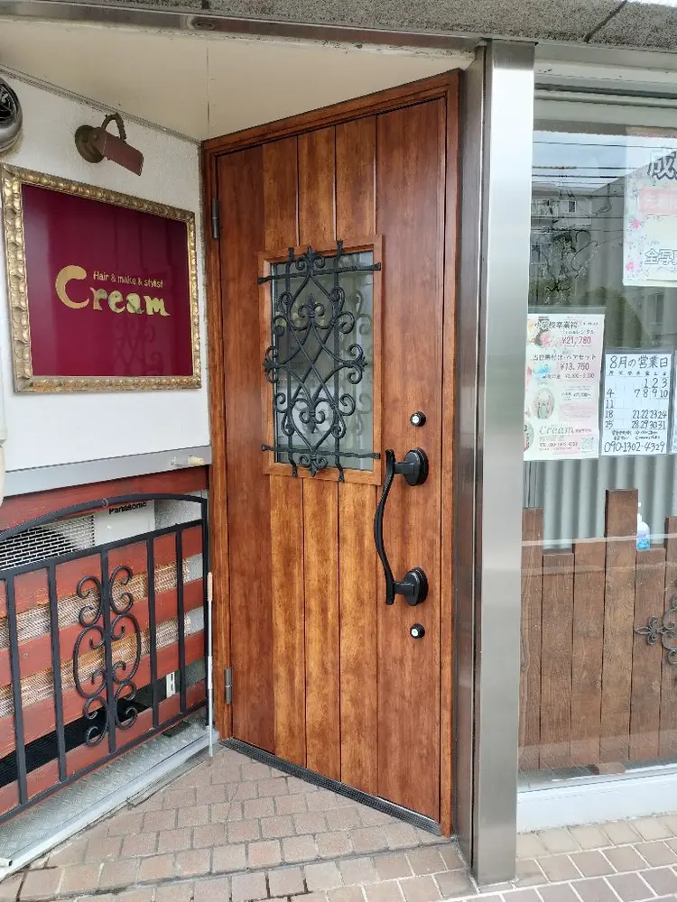 Creamの内観・外観1