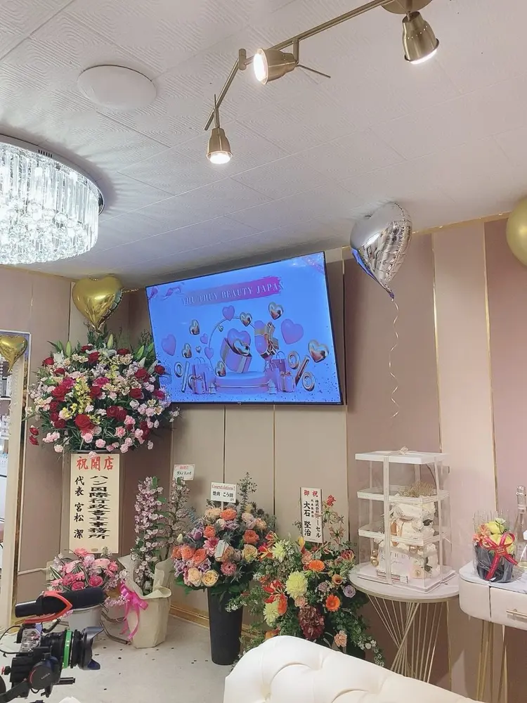 le luxe nailsの内観・外観1