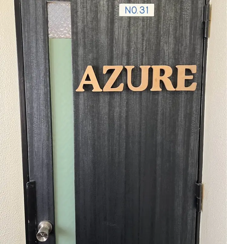 メンズ眉毛サロンAzureの内観・外観1