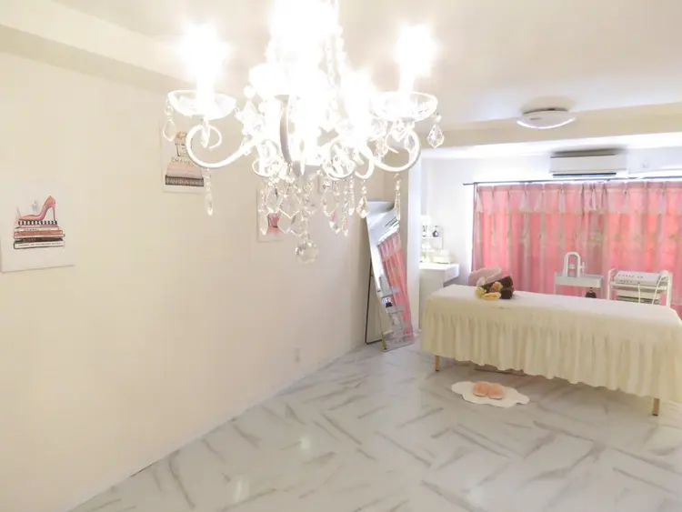 ROSALIA 【バストアップ、痩身、毛穴洗浄】の内観・外観1